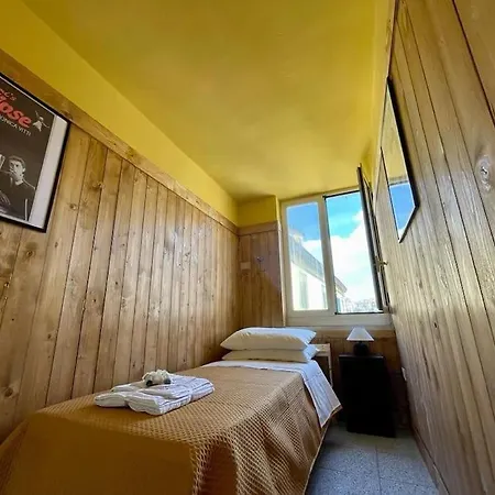 Spaccanapoli Top, Your House In The Old Town Napoli