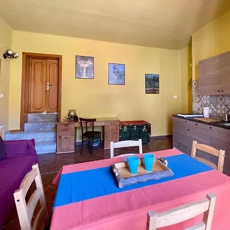 Spaccanapoli Top, Your House In The Old Town * Napoli
